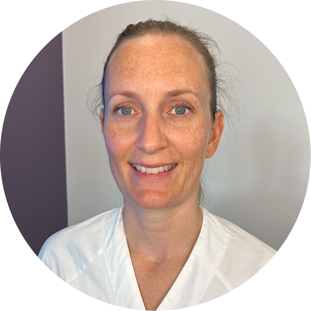 Et nærbilde av en mann