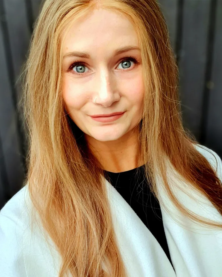 Portrett av kvinne med EB