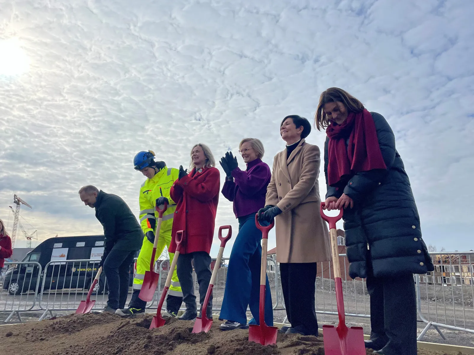 Bilde av første spadetak for Nye Aker