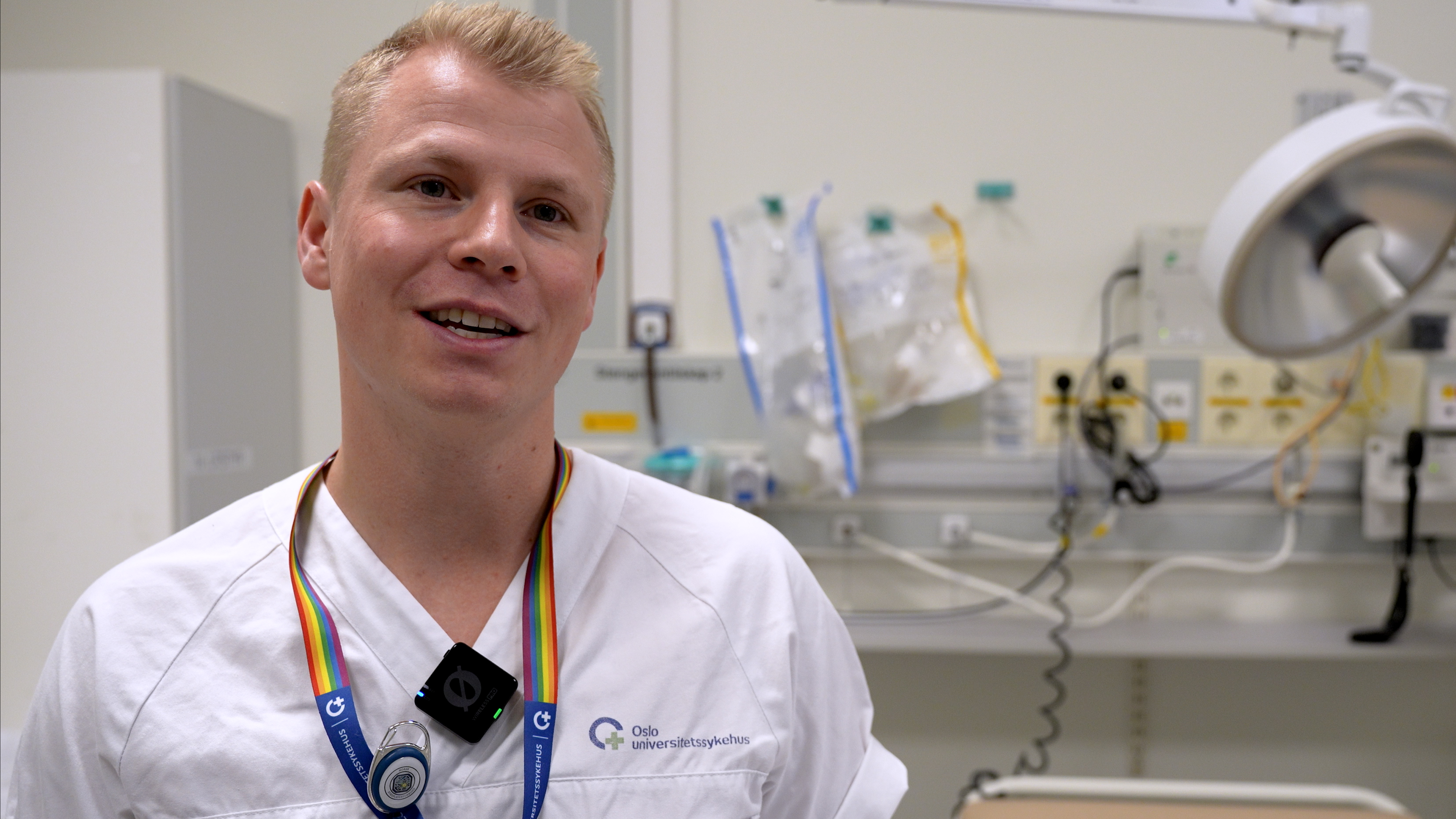 En person i hvit frakk