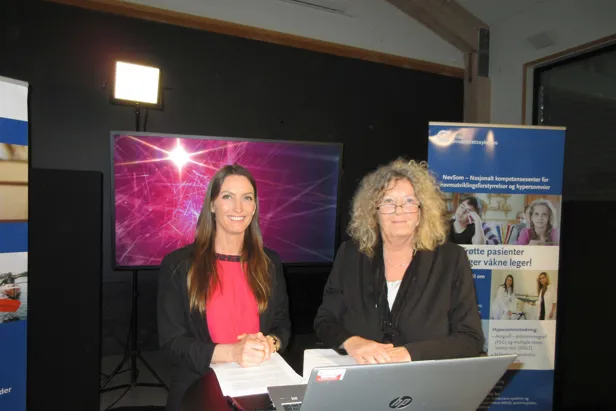 Therese og Berit i studio på Frambu