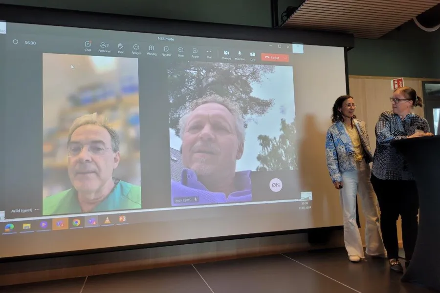 Lisa E. Hauger og Fridny Heimisdottir med nevrokirurger på videolink