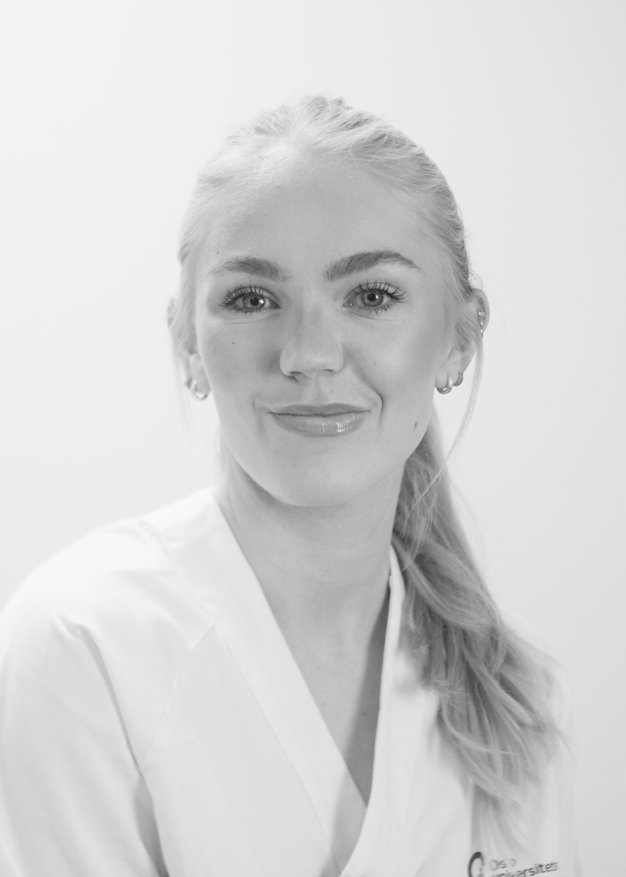 En person med langt hår