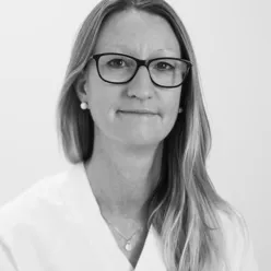 En person med langt hår