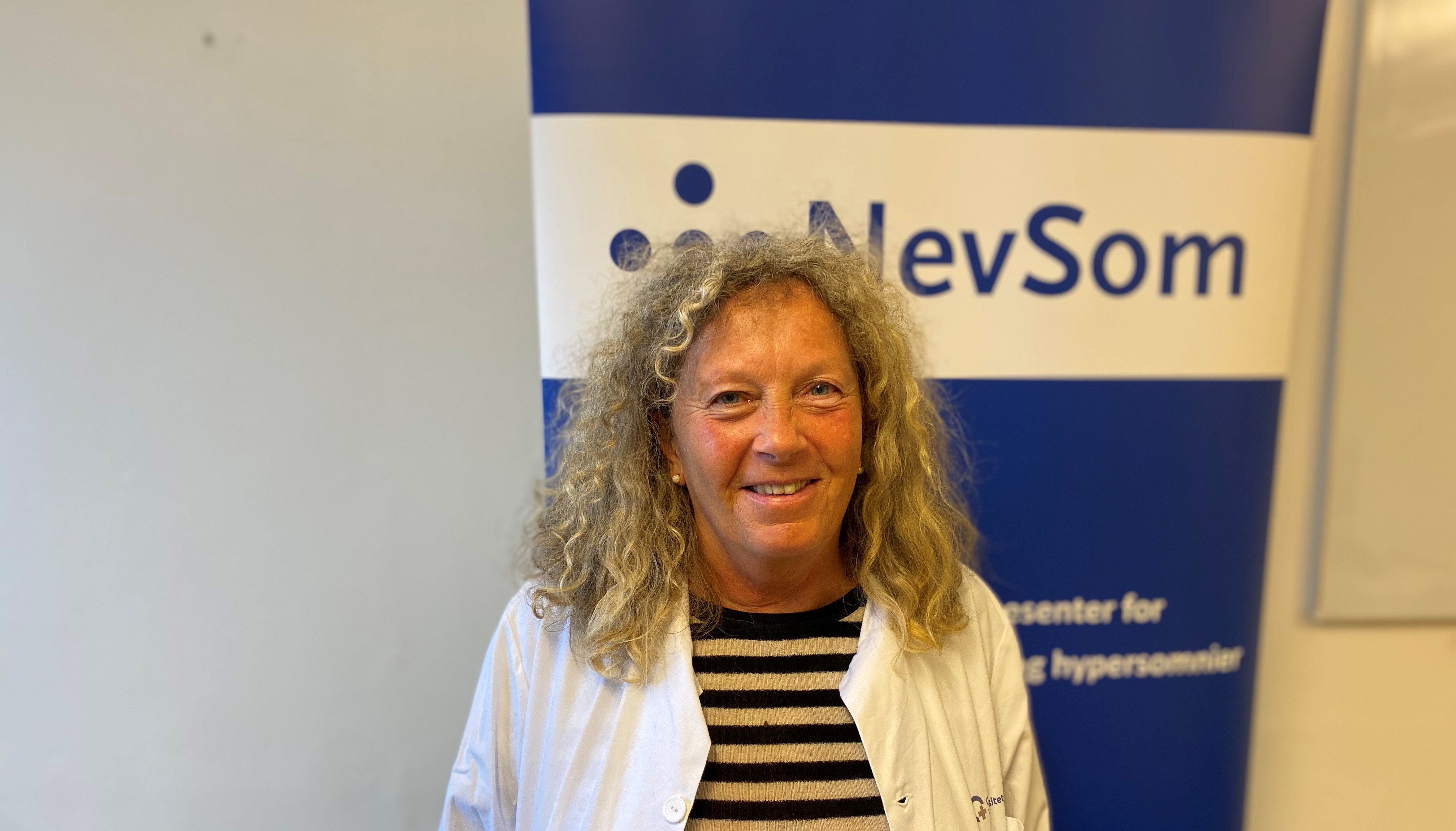 En person med langt hår