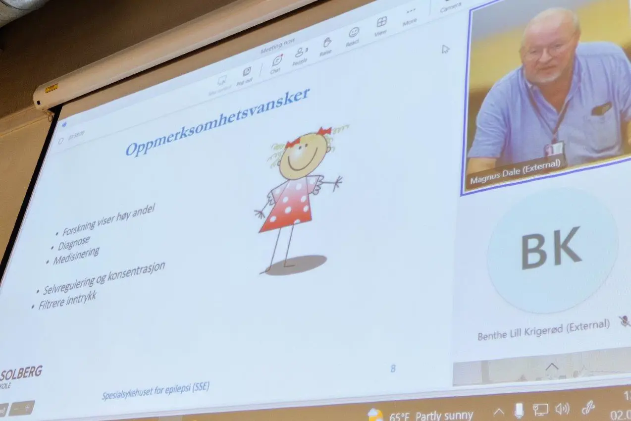 Pedagogen Magnus Dale fra Solberg skole underviser digitalt på fagdagen