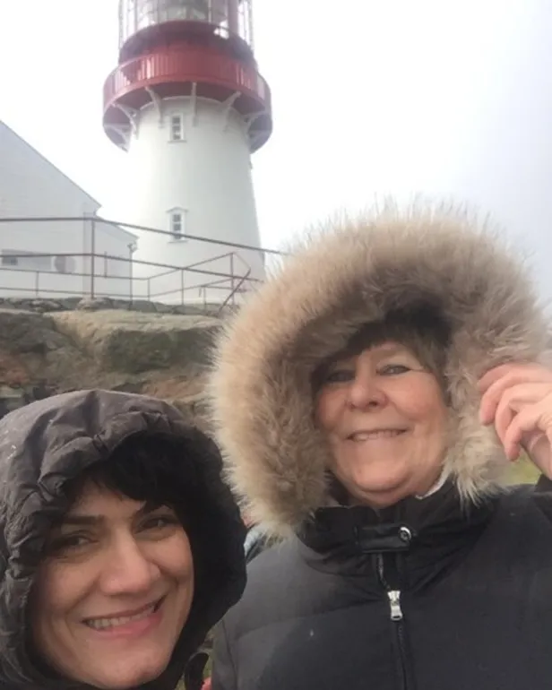 To ansatte fra utreiseteamet i Lindesnes.