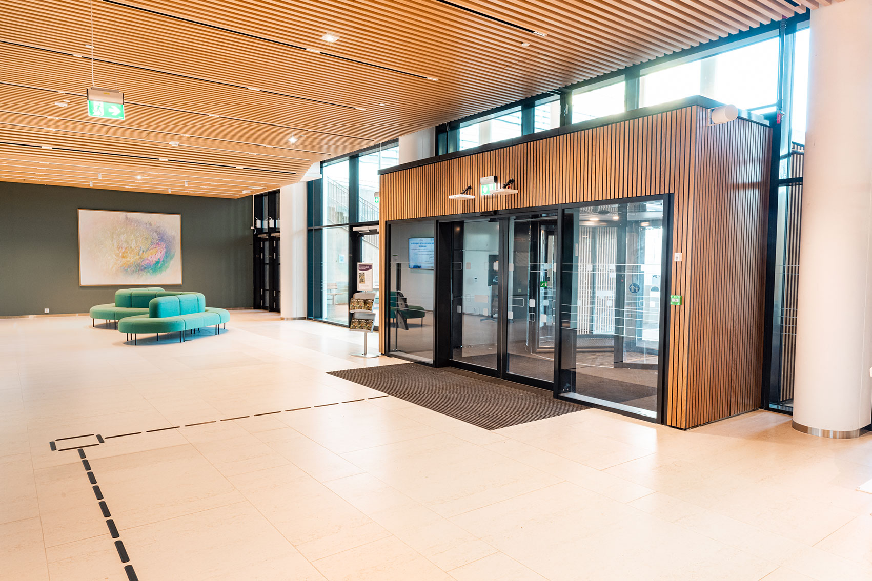 Den nye hovedinngangen på Radiumhospitalet, sett fra innsiden