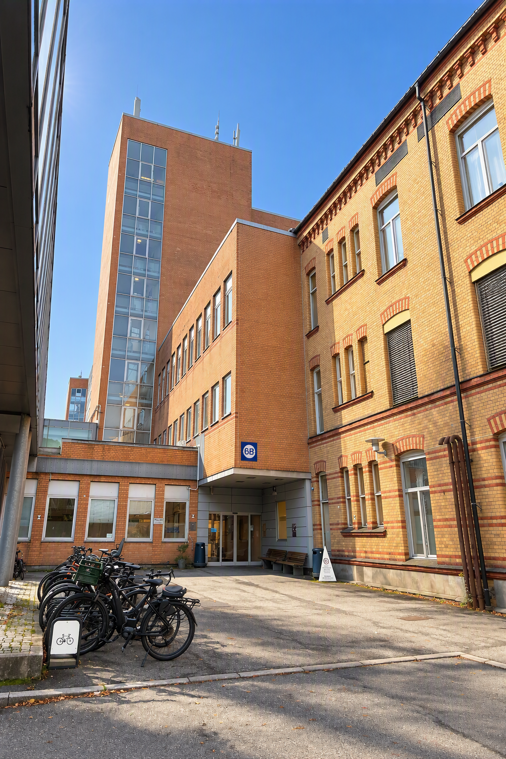 Inngang B til bygg 6 på Ullevål sykehus