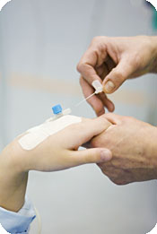 bildeserie av Lisa som også skal gjennom en operasjon