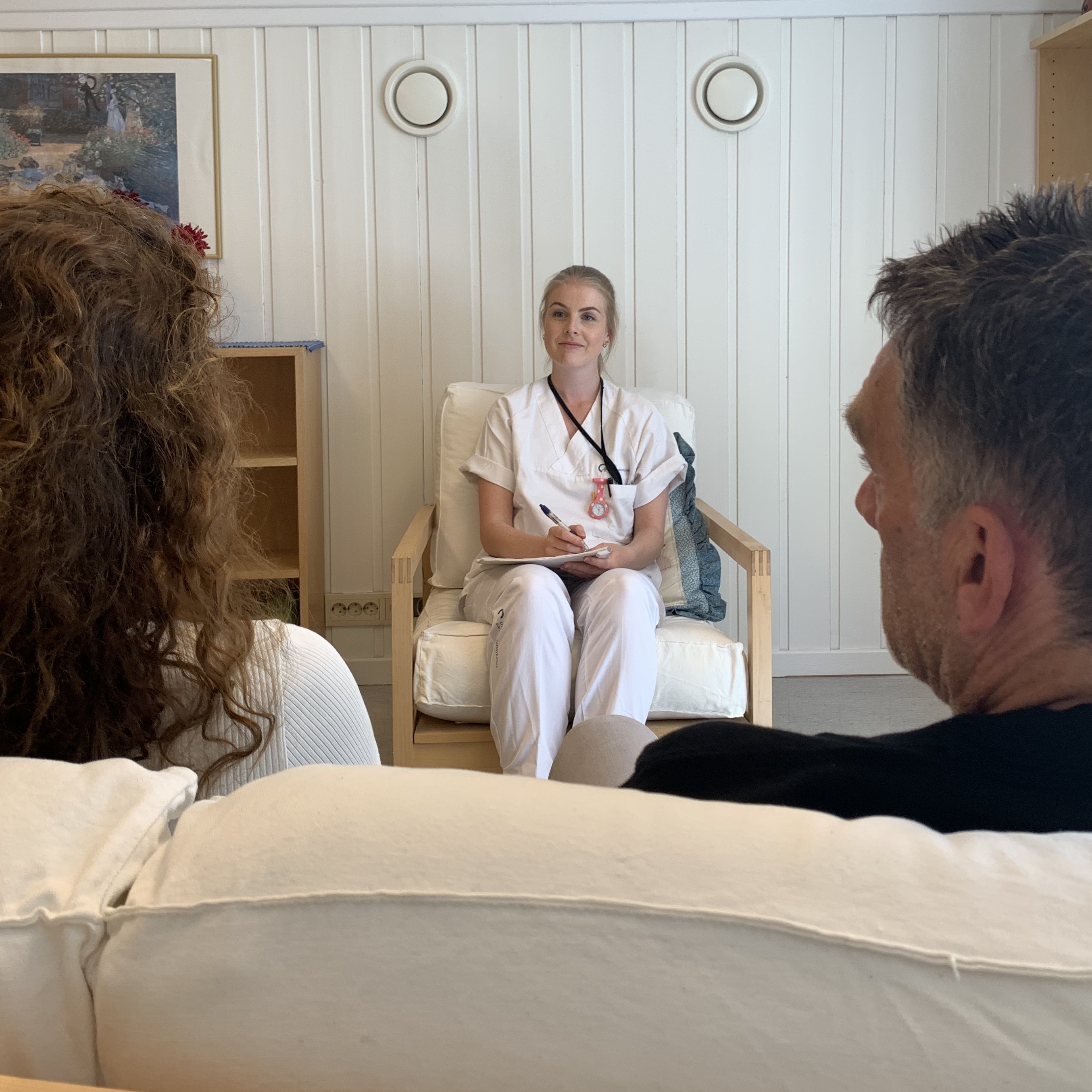 Sosionom i samtale.  Illustrasjonsfoto.