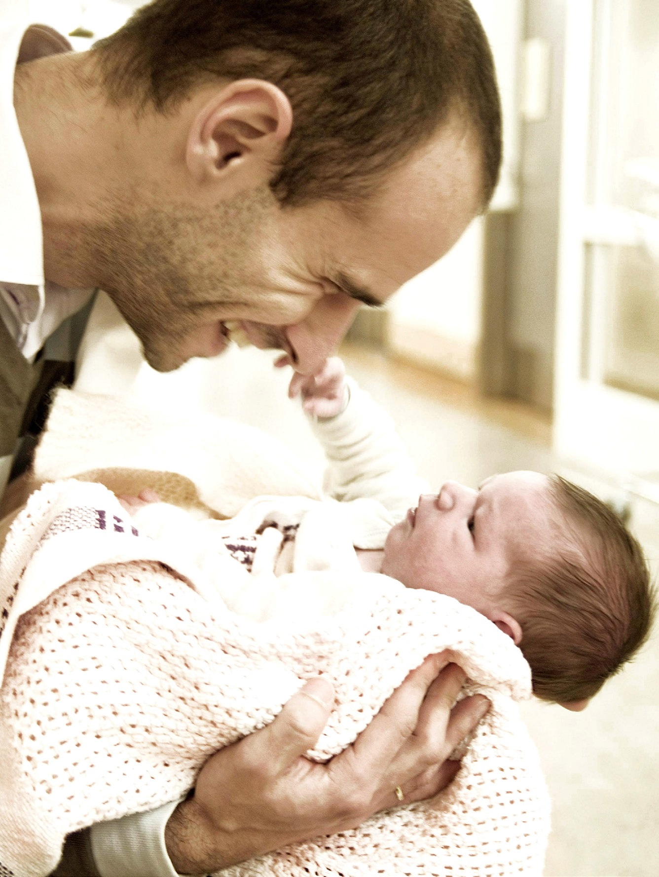 Illustrasjonsfoto av far og barn