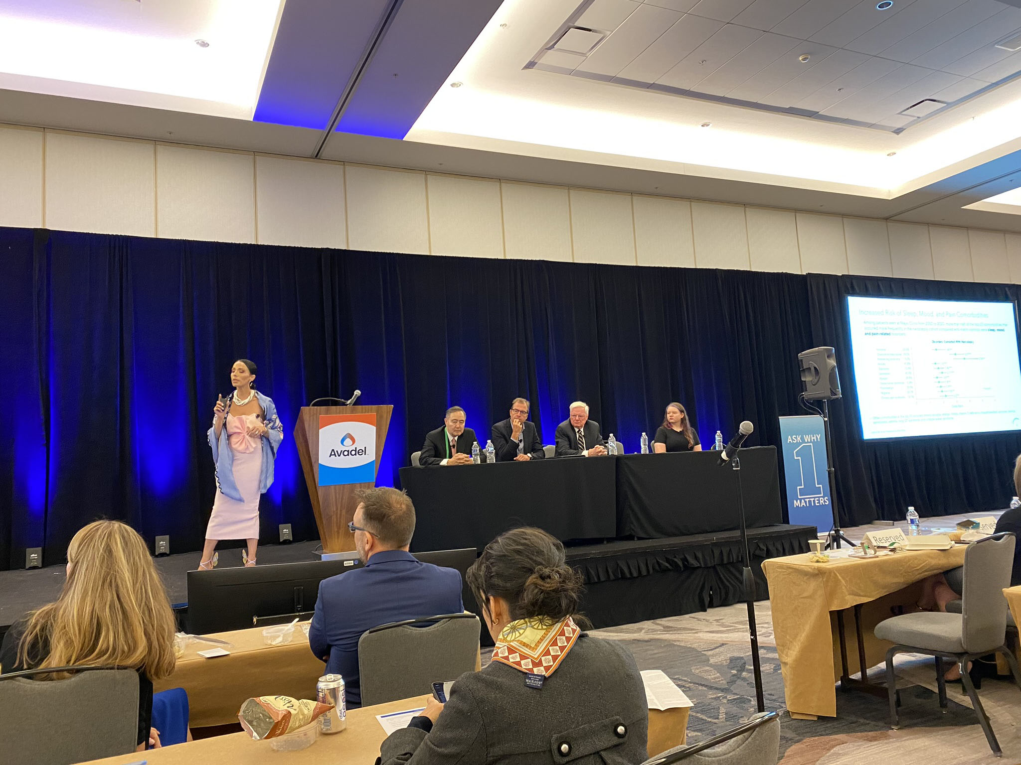 foto av paneldeltakerne i lunsjdebatten