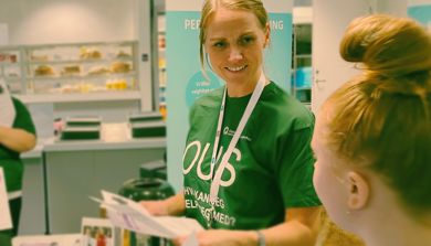 Inger Christine K. Hansen i møte med studenter på Karrieredagen