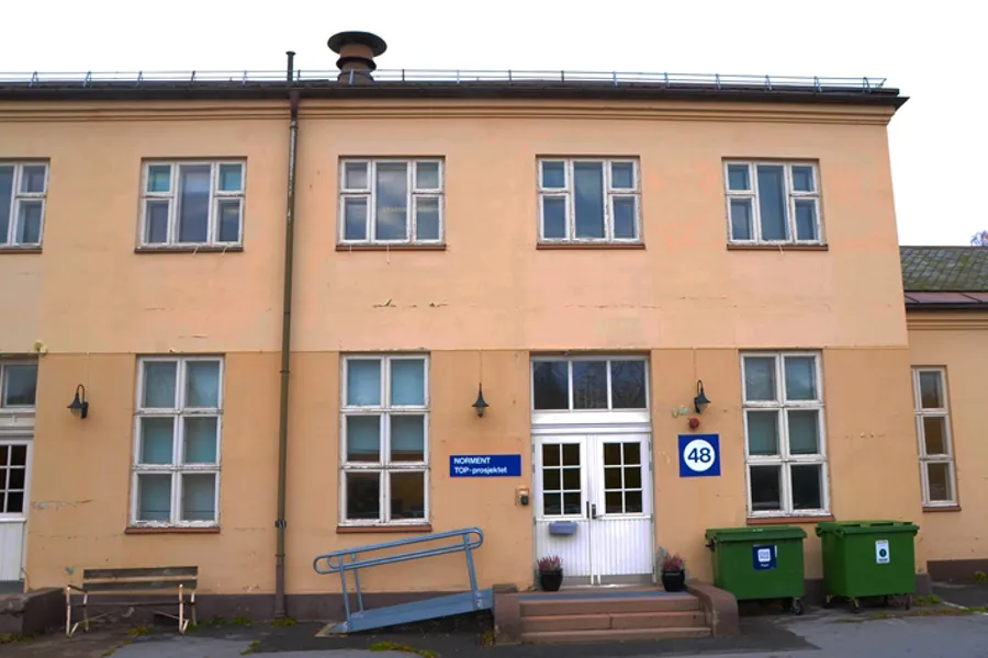 Inngang bygg 48