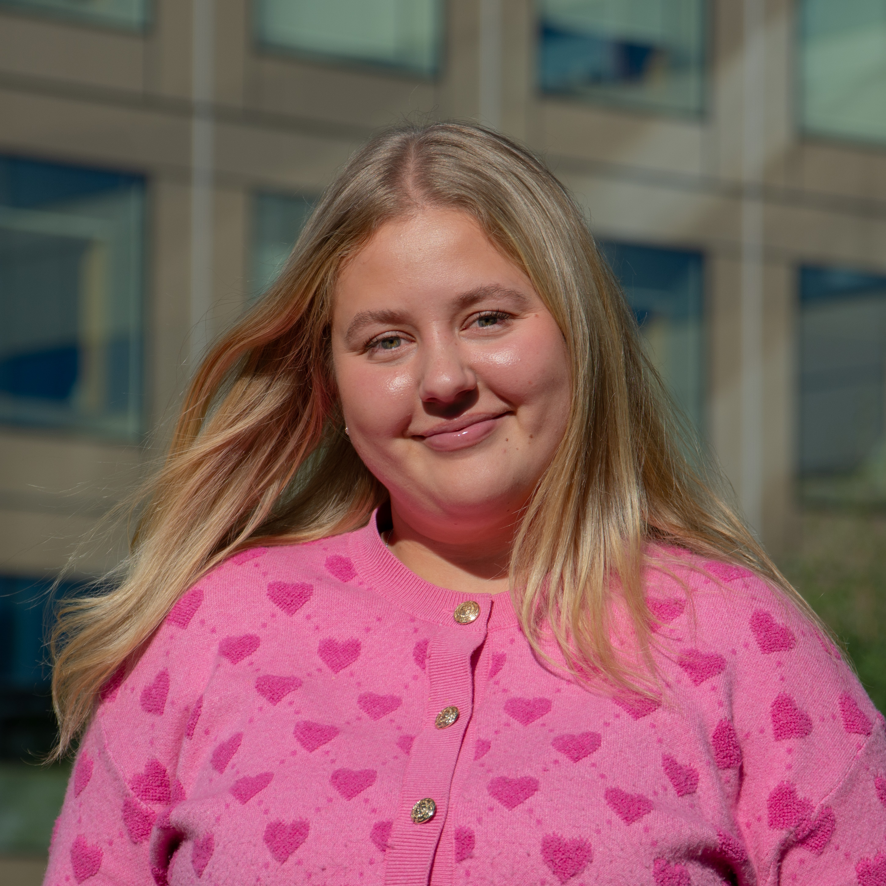 En person med langt hår