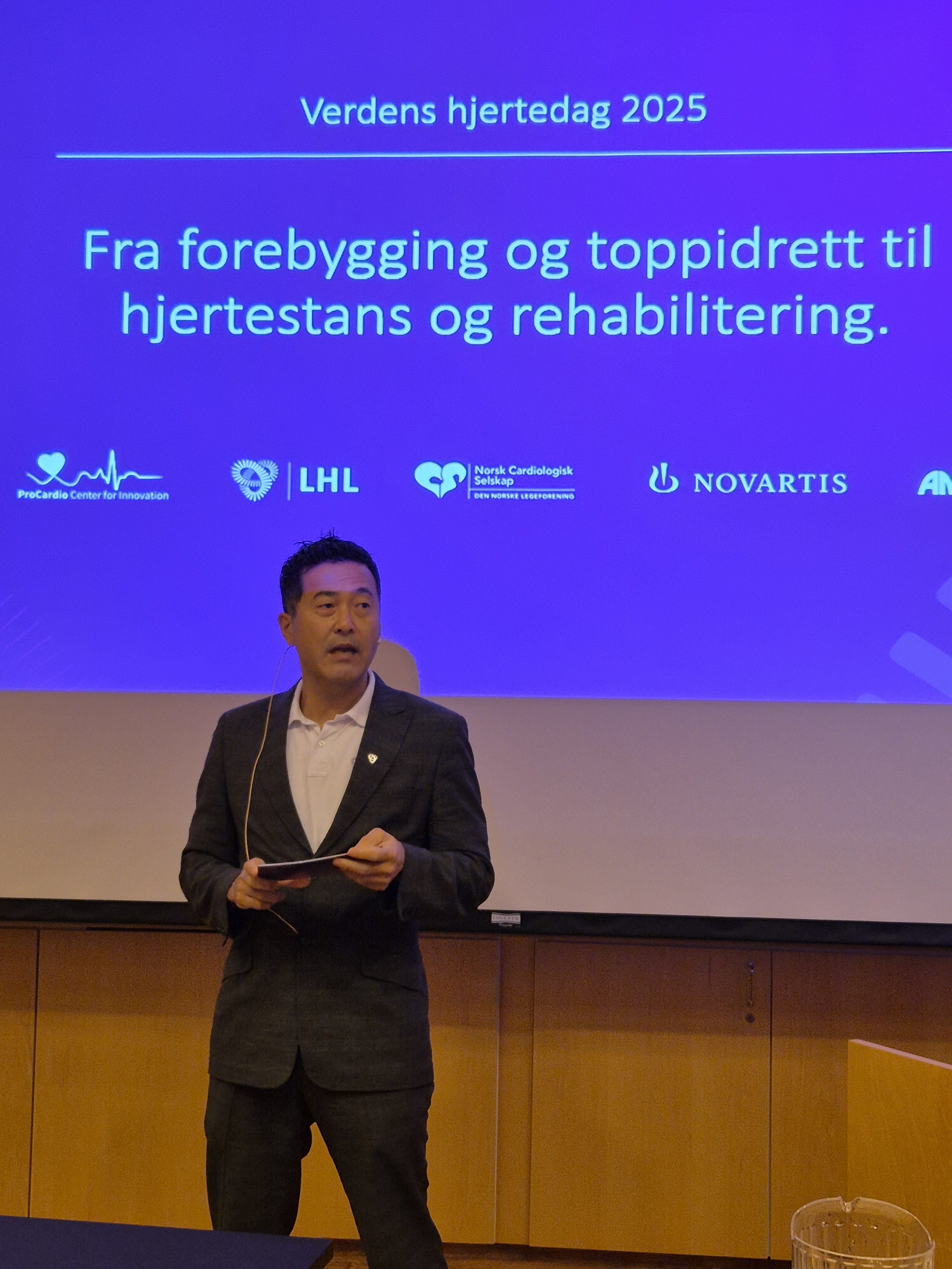 Magne Wang Fredriksen ønsker velkommen til frokostseminaret