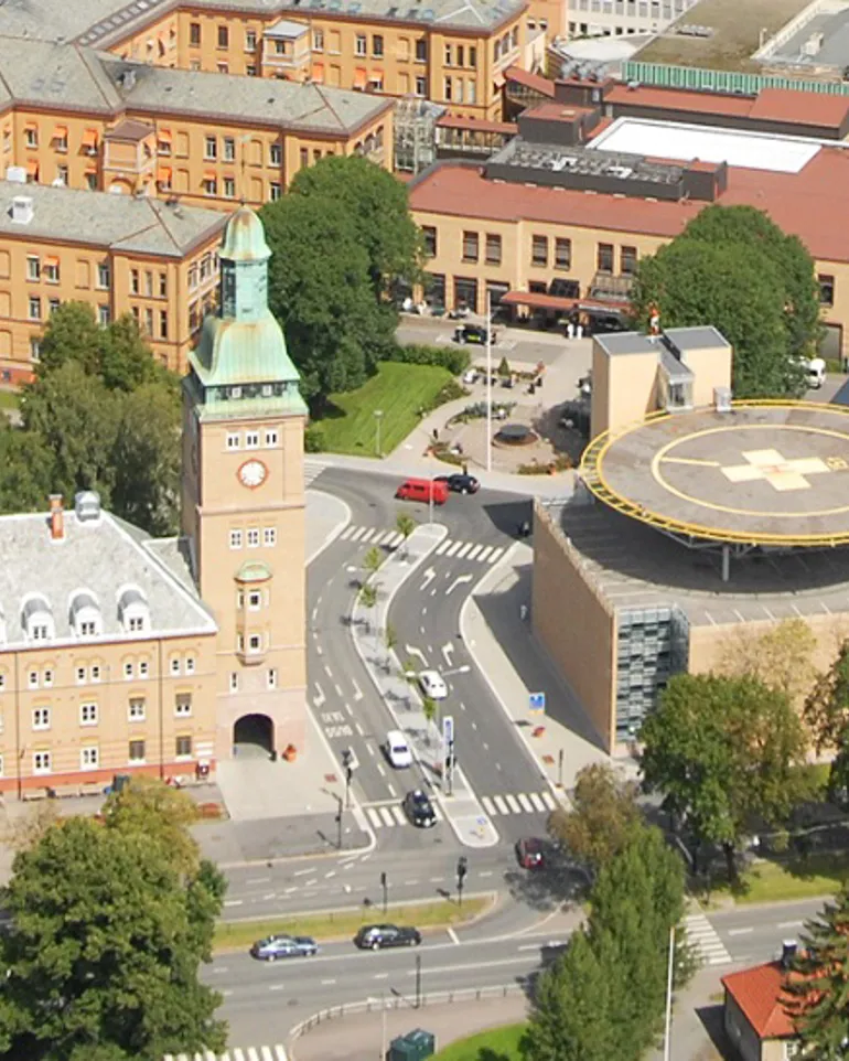 Luftfoto av hovedinngangen på Ullevål