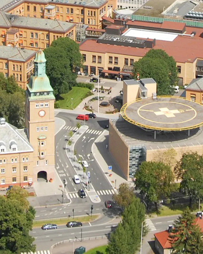 Luftfoto av hovedinngangen på Ullevål