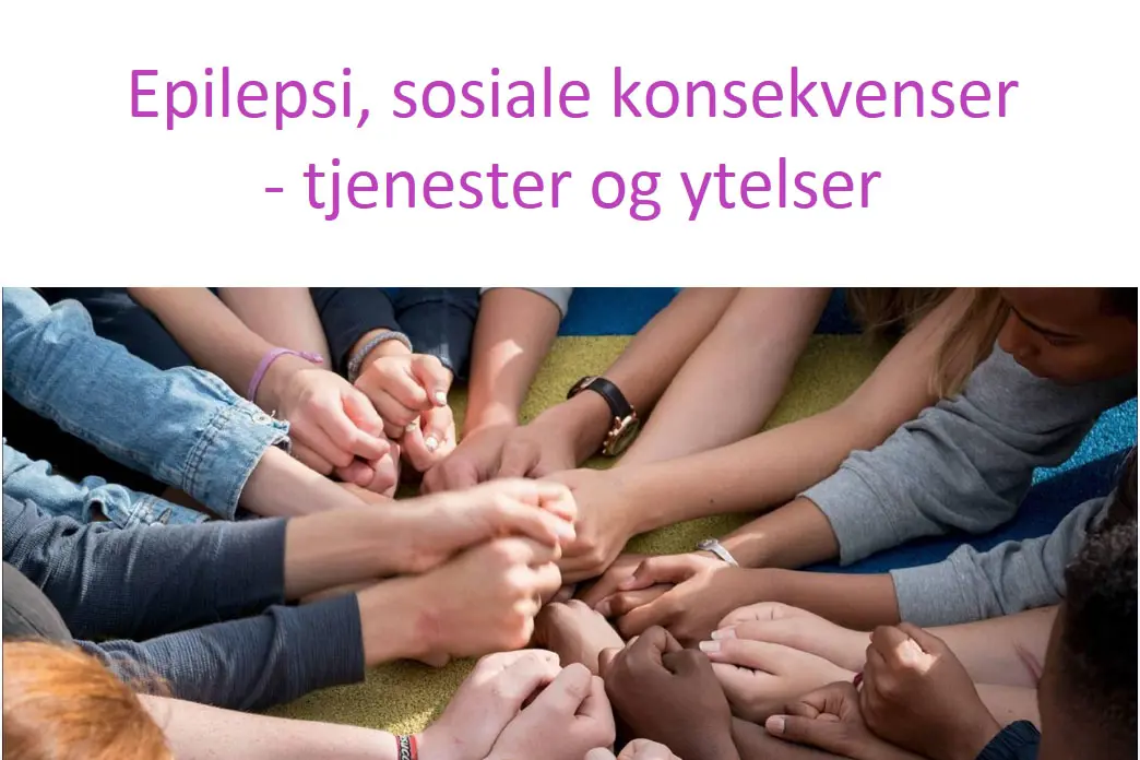 En gruppe mennesker som samler hendene mot hverandre