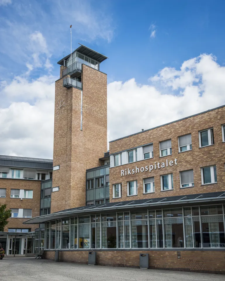 Bilde av hovedinngangen ved Rikshospitalet