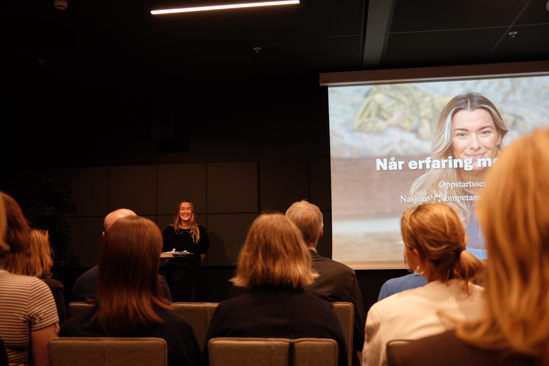 En person som holder en presentasjon
