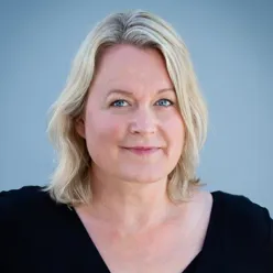 A person with blonde hair