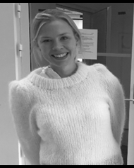 En person som smiler for kameraet