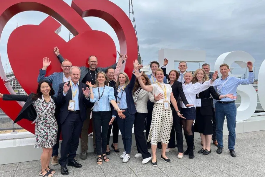 ProCardio researchers outside the conference venue