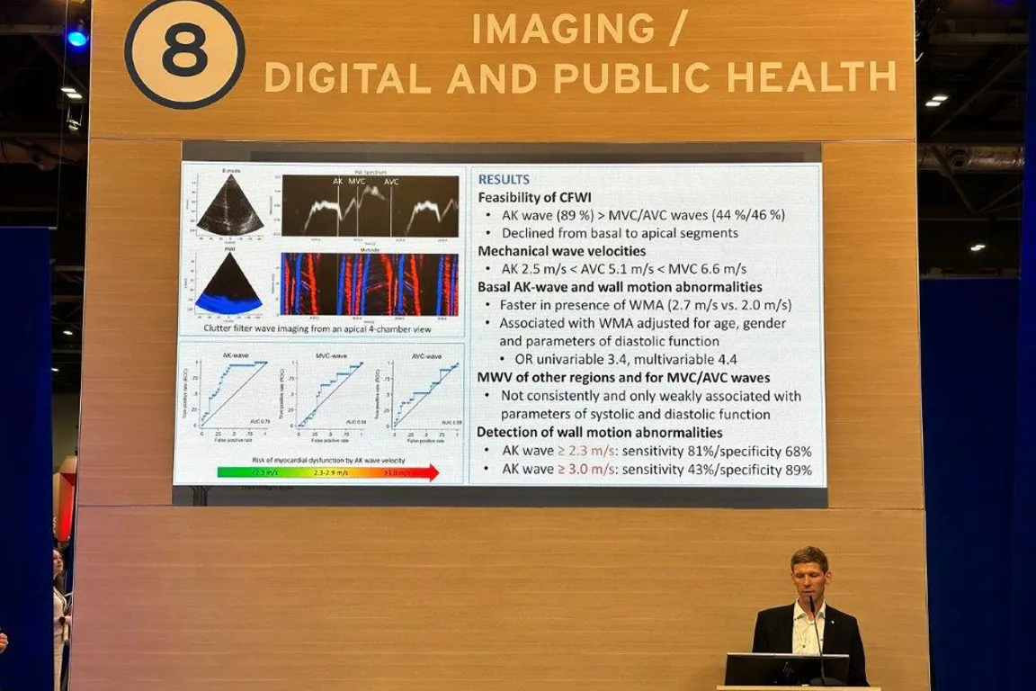 Kristoffer Andresen presenting his research in Cardiac Imaging.